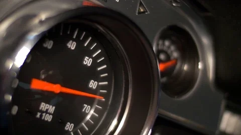 Classic Tachometer 스톡 동영상 72505642