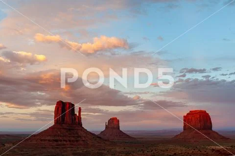 Classic western imagery at Monument Valley Stock Photos