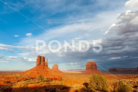 Classic western imagery at Monument Valley Stock Photos