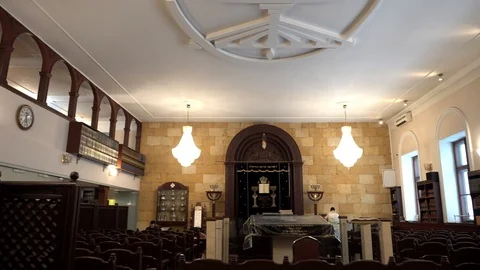 Classical interior of Synagogue. Historic building of the Jewish community. 스톡 동영상 98349493