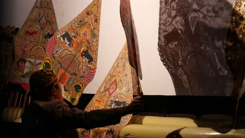 Classical Shadow Puppet. Traditional Javanese Culture. Vídeo Stock 167088307