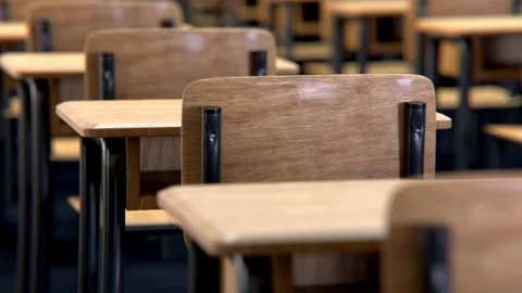 Classroom with empty desks. Looped video Stock-Footage 143102603