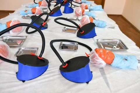 Classroom for tracheotomy. head for tracheotomy practice. Training class on t Foto stock