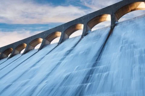 Clatteringshaws dam Stock Photos