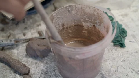 Clay Modelling Water &amp; Brush 스톡 동영상 93110603