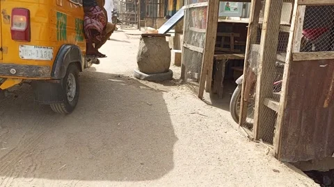 Clay Pot Water Source For Public Use By Roadside Kano Nigeria Vídeo Stock 327366574