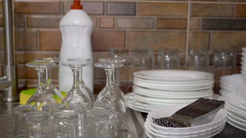 Clean dishes Video stock 152901307