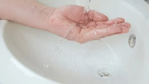 Clean drinking water in the house. Stock Footage 128009356