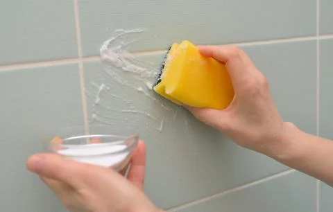 Clean faience with baking soda Free Stock Photos