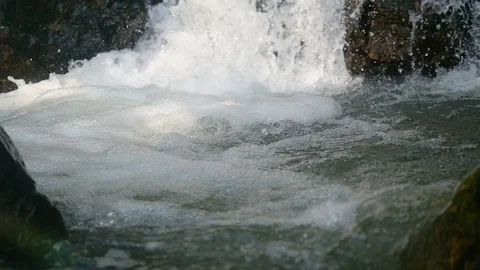 Clean fresh mountain river flowing between rocks in waterfall. slow motion 스톡 동영상 87495189
