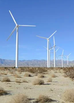 Clean, Renewable Energy for the Future: Wind Turbines in Wind Farm Foto stock