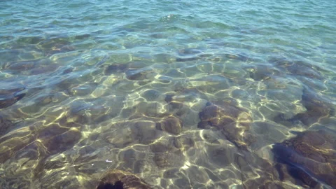 Clean sea and tiny waves Vídeos de archivo 145019667