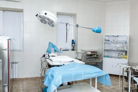 Clean sterile empty operating surgical room. Preparing for surgery. Medical e Stock Photos