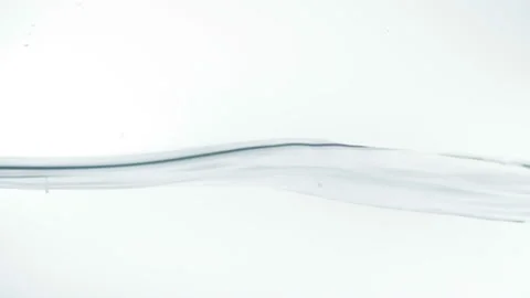 Clean water surface shooting with a high speed camera. Vidéo 107969713