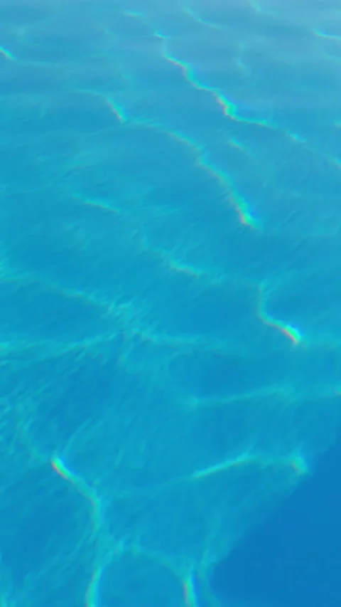 Clean water surface texture with ripples and light reflections Vidéo 312121918