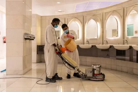 Cleaning and sanitizing services during coronavirus - covid19 outbreaks Foto stock