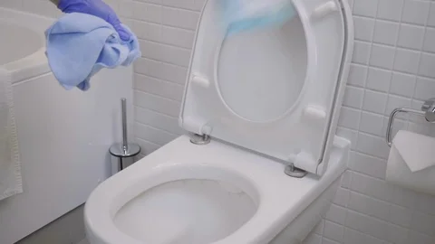 Cleaning bathroom Stock Footage 91031414