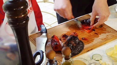 Cleaning of bulgarian pepper Stock-Footage 105398859