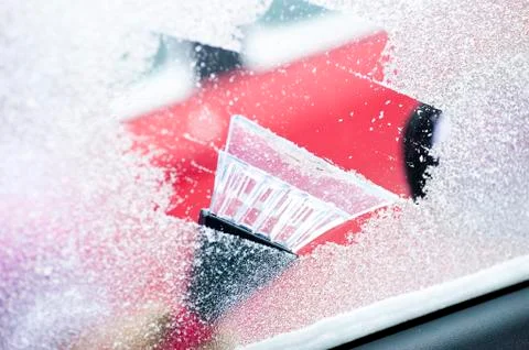 Cleaning car windows Stockfoto's