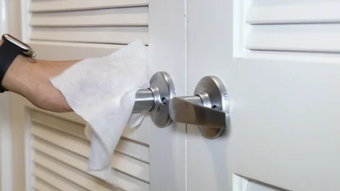 Cleaning Door Handles 動画素材 127206742