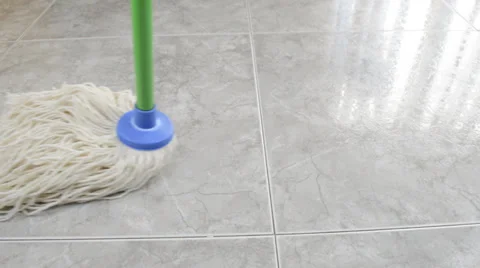 Cleaning the floor gray Vidéo 37818745