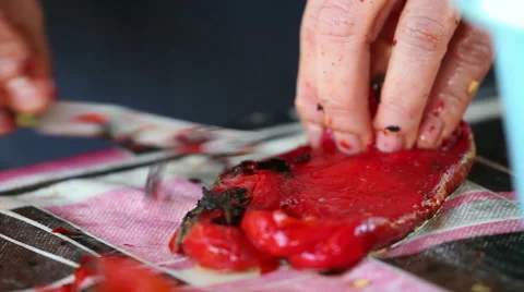 Cleaning paprika Stockbeeldmateriaal 44258610