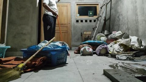 Cleaning up Foto stock