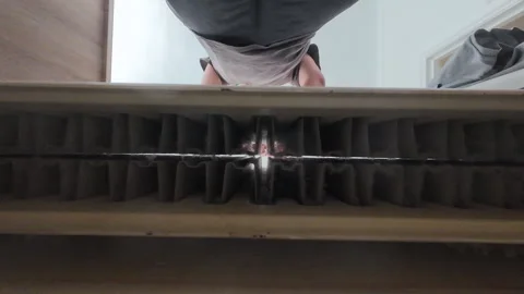 Cleaning the radiator dust. 動画素材 340502516
