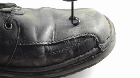 Cleaning shoes 動画素材 22915360