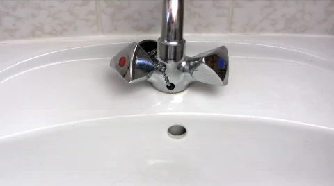 Cleaning the Sink Video stock 269437