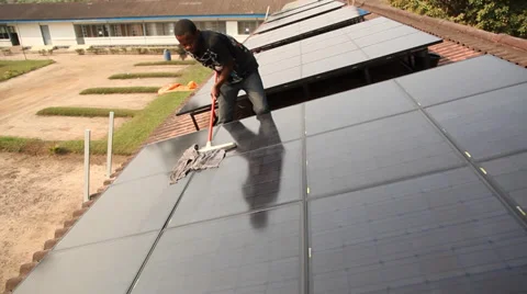 Cleaning solar panels 2 Vídeos de archivo 37107361