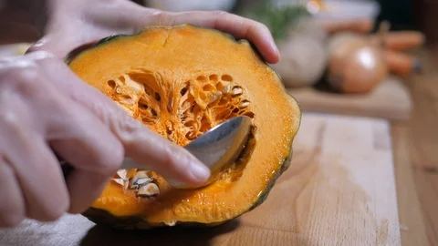 Cleaning squash zoom  Stock Footage 104553386