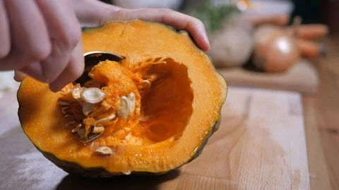 Cleaning squash zoom  Stock Footage 104553433