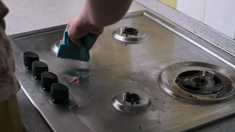 Cleaning Stove Knobs with Steam 스톡 동영상 276614803