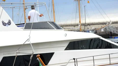 Cleaning the yacht 스톡 동영상 10710656
