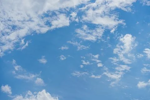 Clear Blue Sky with Clouds Stockfoto's