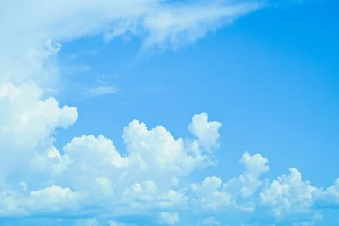 Clear blue sky with white cloud, good weather in the morning have a nice day Foto stock