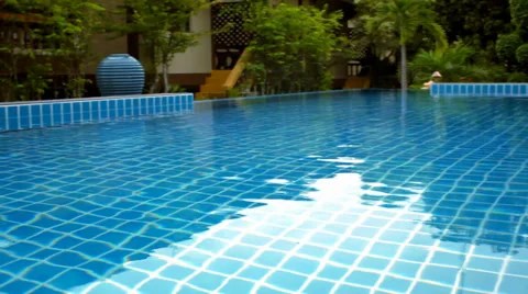 Clear blue swimming pool close up in tropical island at resort. Video shift 스톡 동영상 39787675