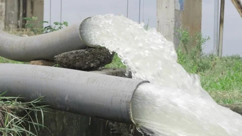 Clear Flow - Efficient Water Pump in Action Video stock 318453107