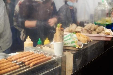 Clear plastic shield for preventing the spread of Coronavirus COVID-19 fast food Stock Photos