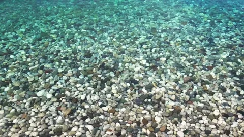 Clear sea water 库存影片 336381209