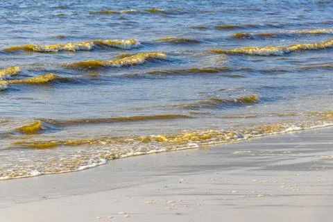 Clear turquoise blue waves wave water and beach sand Thailand. 스톡 사진