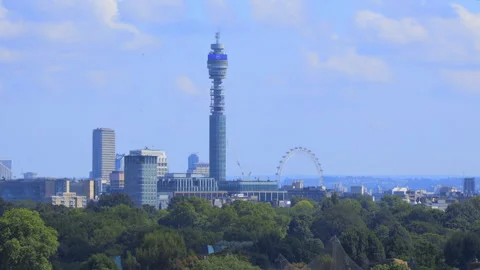 A clear view of the BT Tower and central London buildings Stock Footage 327129474