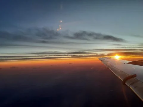 Clear view of sunset on plane  Foto stock