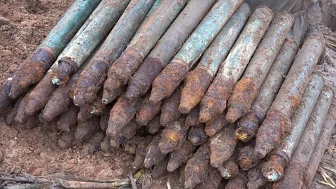 Clearance of a Land From Unexploded Ordnance 4 動画素材 95333257