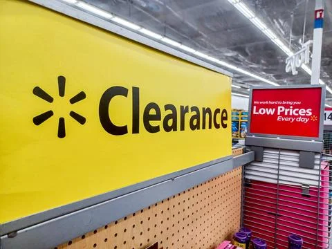 Clearance sign in store Stock Photos