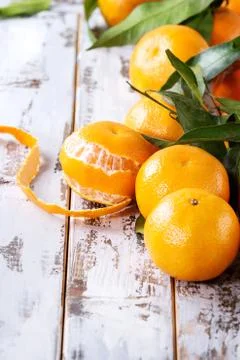 Clementines with leaves Foto stock