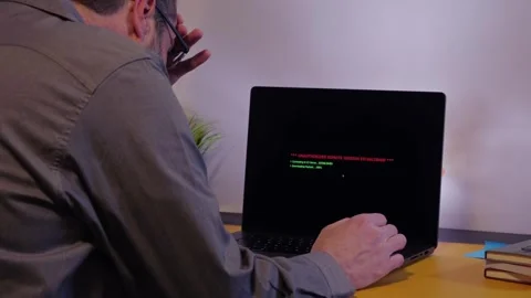 ClickFix BSOD Cyber Attack - Hackers Exploit Users Stock Footage 327933943
