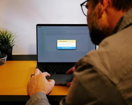 ClickFix BSOD Cyber Attack - Hackers Exploit Users Foto stock