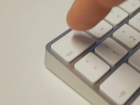 Clicking on the enter button 動画素材 82300805
